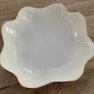 8" Lenox scalloped edge candy dish